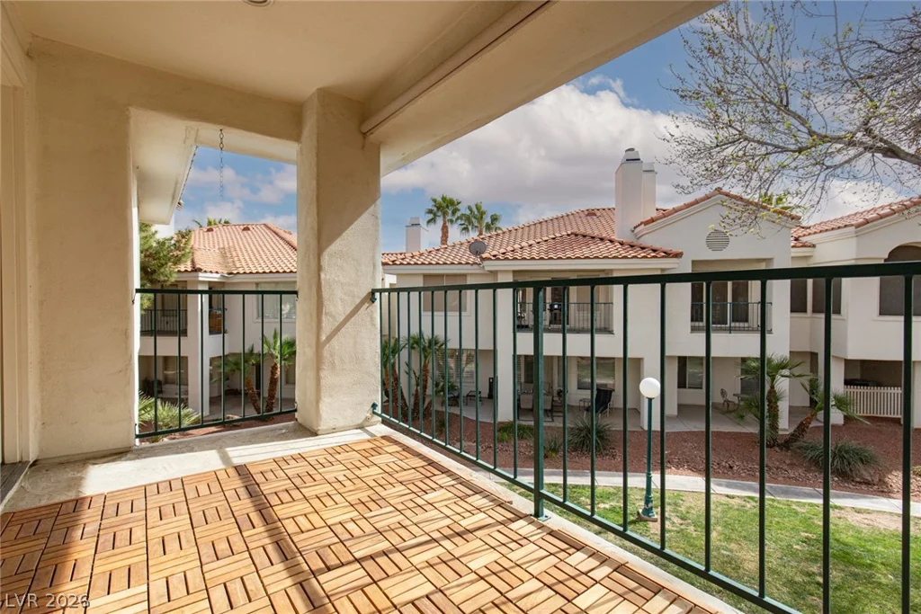 7625 Valley Green, Las Vegas, NV 89149