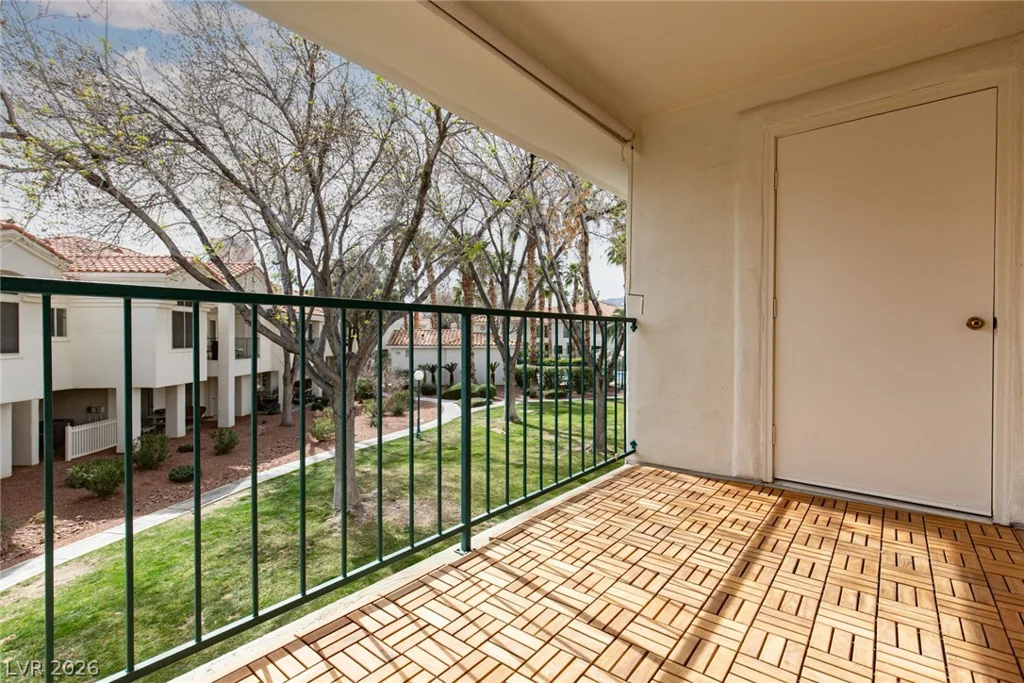 7625 Valley Green, Las Vegas, NV 89149