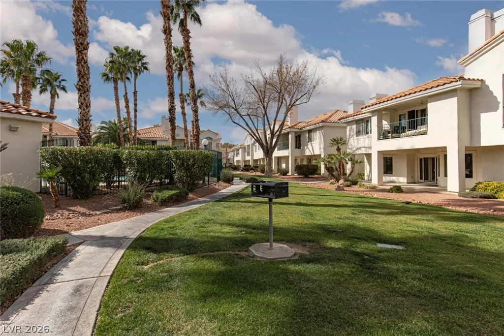 7625 Valley Green, Las Vegas, NV 89149