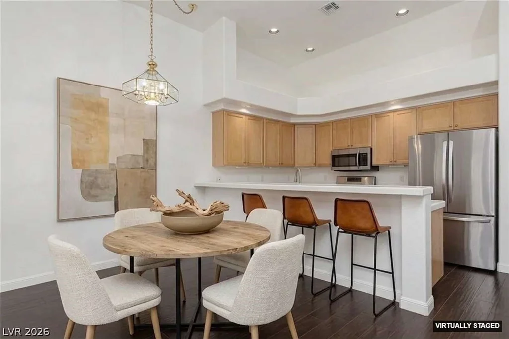 7625 Valley Green, Las Vegas, NV 89149