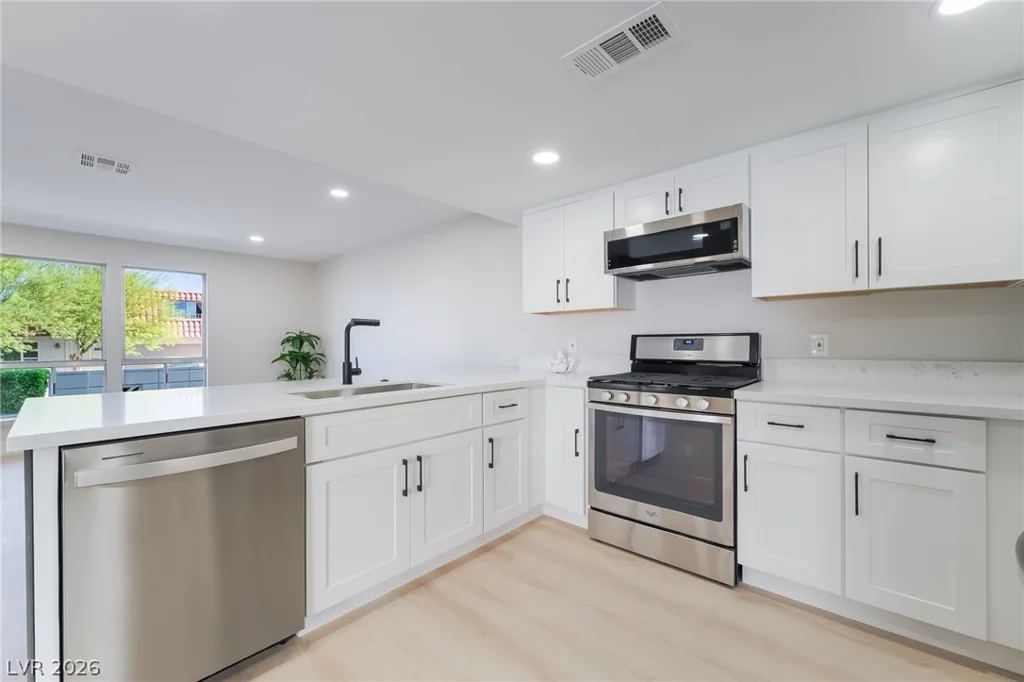 3743 Colonial, Las Vegas, NV 89121