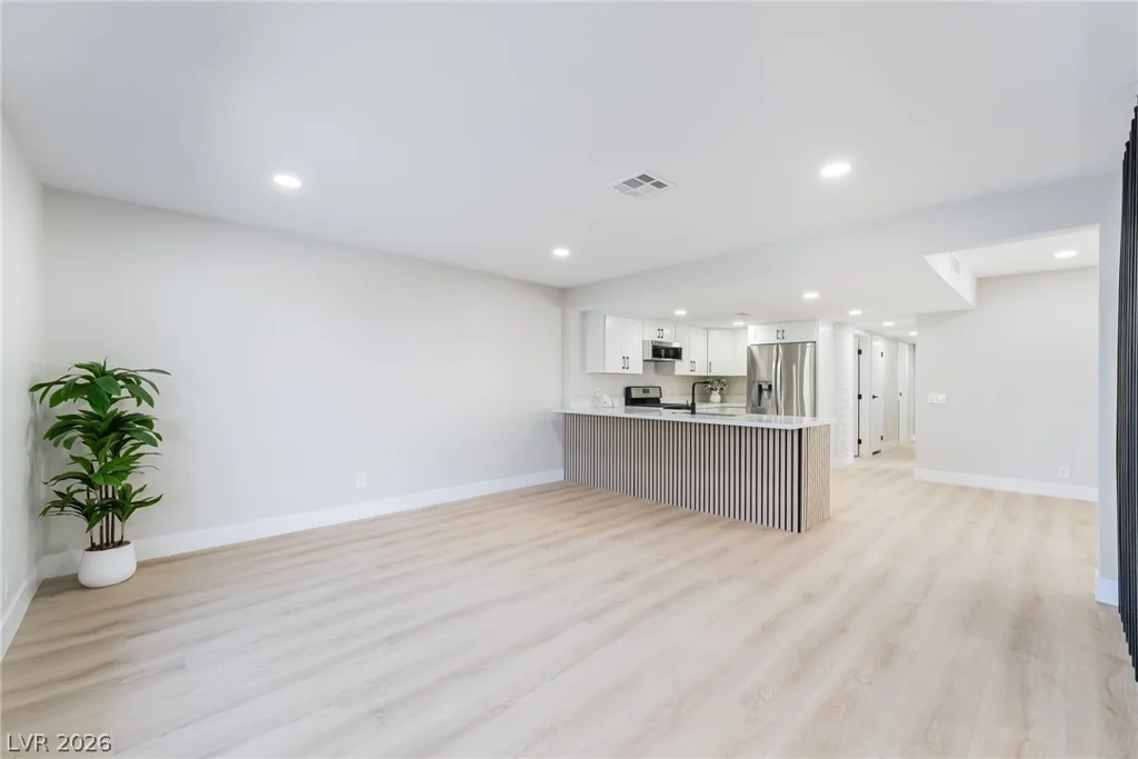 3743 Colonial, Las Vegas, NV 89121