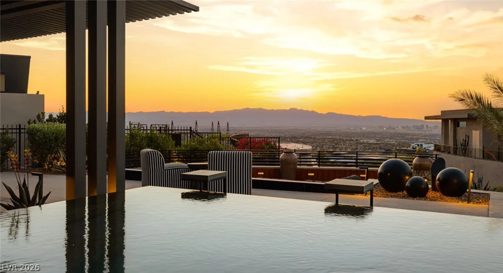 1538 Dragon Crest, Henderson, NV 89012