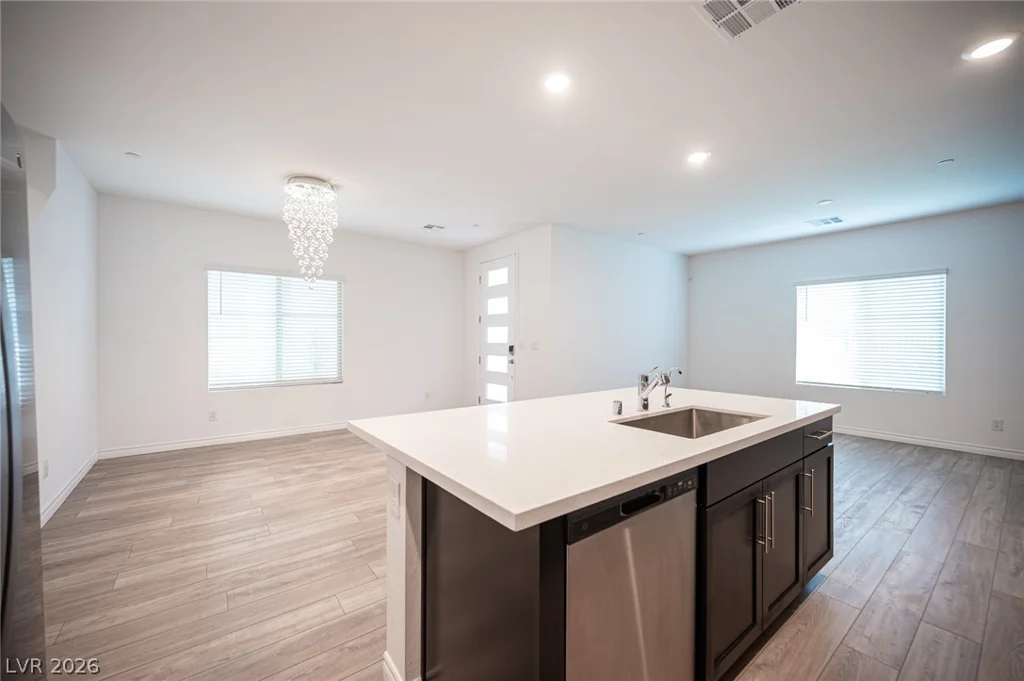 600 Carriage Hill, Las Vegas, NV 89138