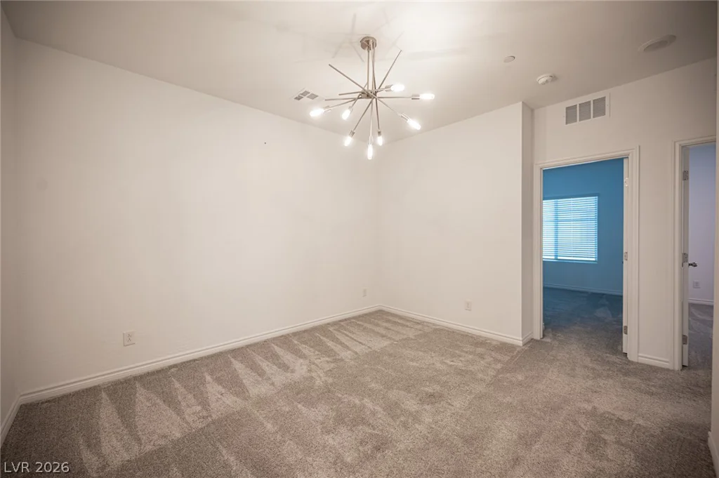 600 Carriage Hill, Las Vegas, NV 89138