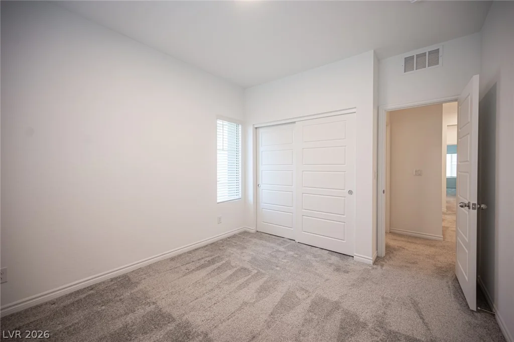 600 Carriage Hill, Las Vegas, NV 89138