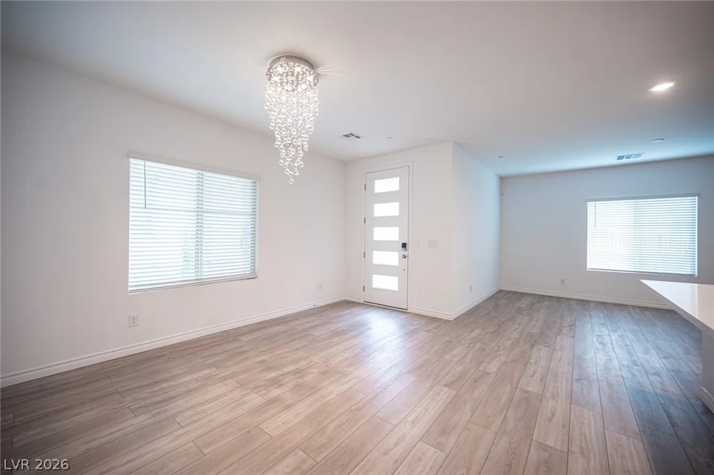 600 Carriage Hill, Las Vegas, NV 89138