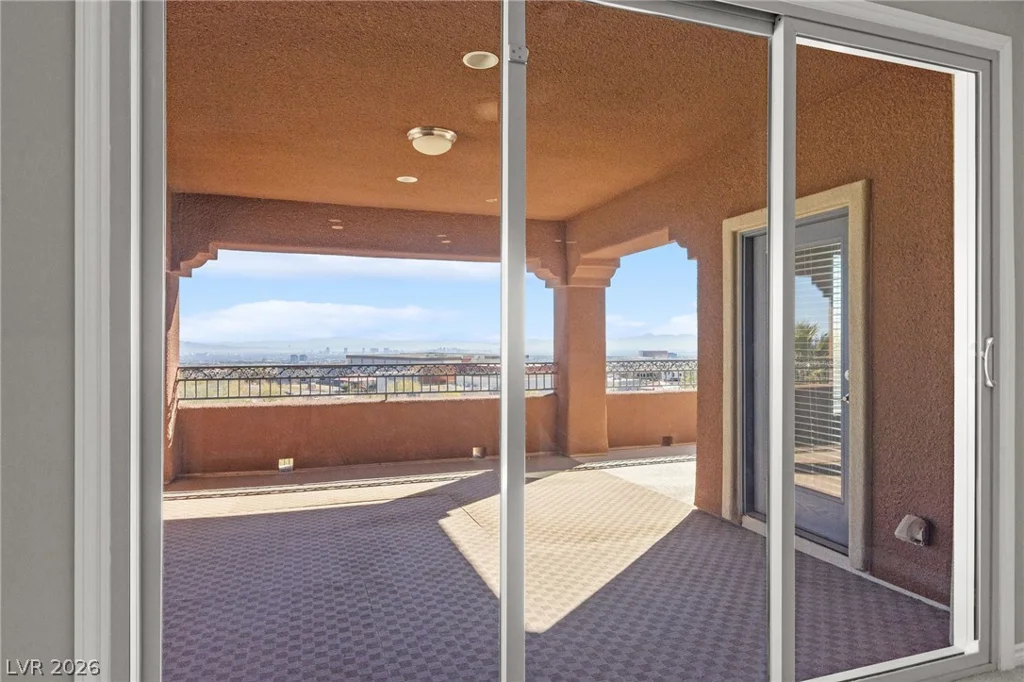 224 Highspring, Las Vegas, NV 89138