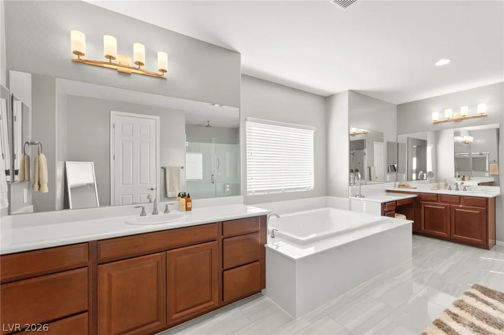 224 Highspring, Las Vegas, NV 89138