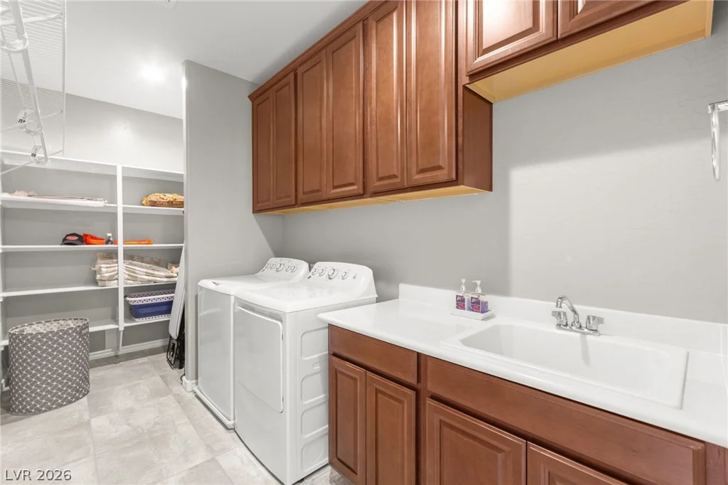 224 Highspring, Las Vegas, NV 89138