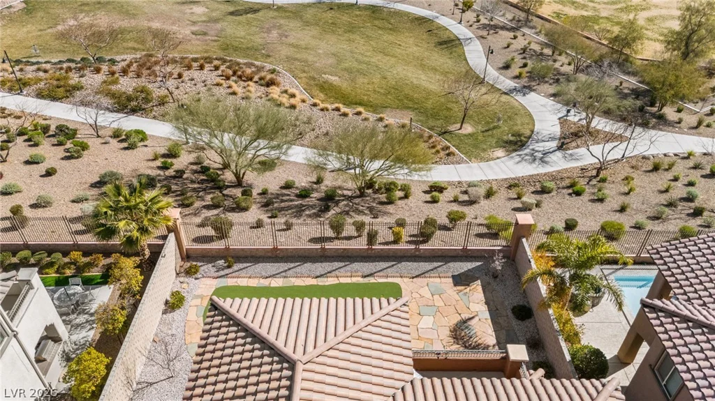 224 Highspring, Las Vegas, NV 89138