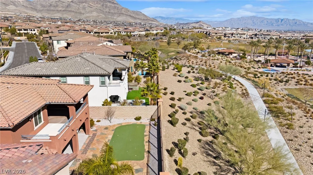 224 Highspring, Las Vegas, NV 89138
