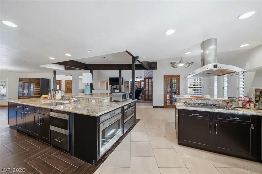 3120 Pioneer, Las Vegas, NV 89117