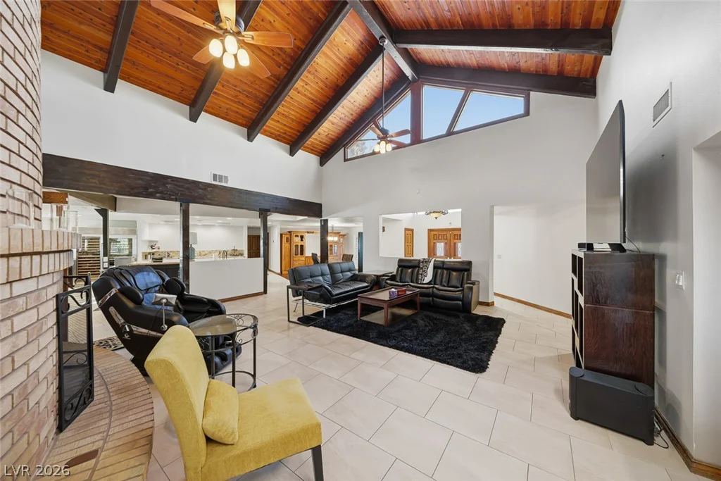 3120 Pioneer, Las Vegas, NV 89117