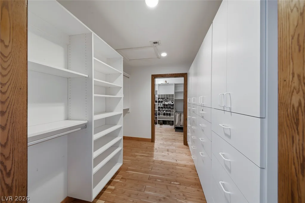 3120 Pioneer, Las Vegas, NV 89117