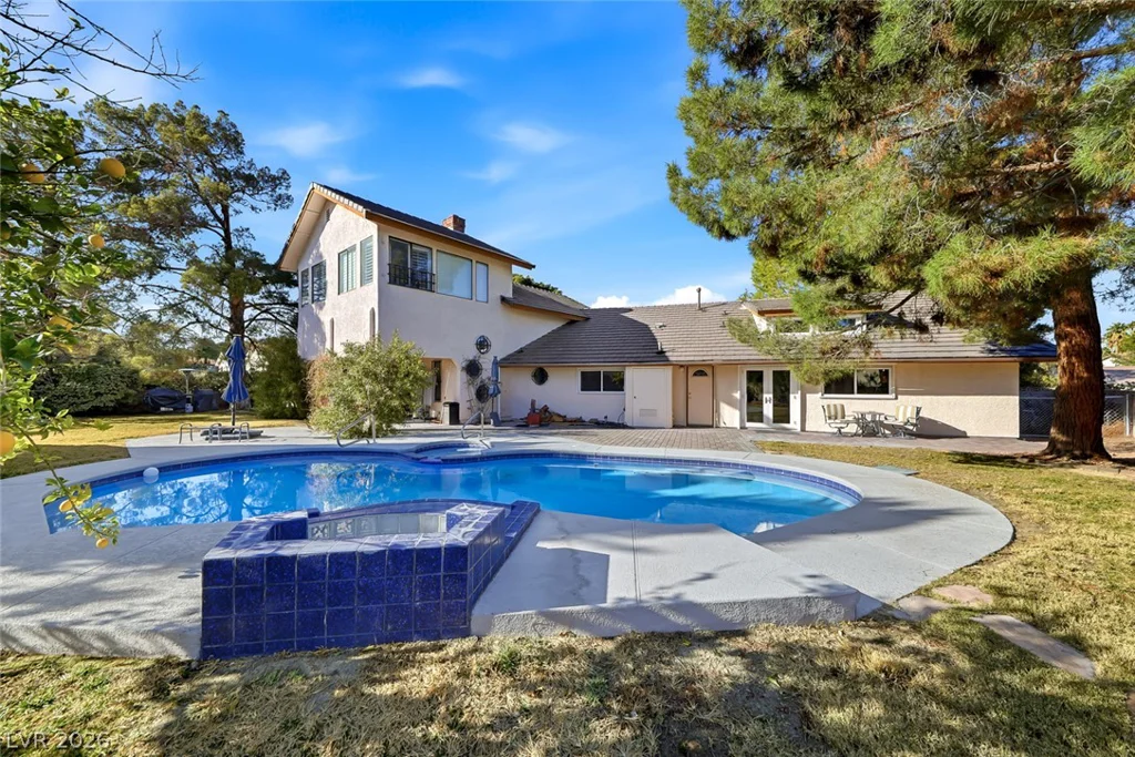 3120 Pioneer, Las Vegas, NV 89117
