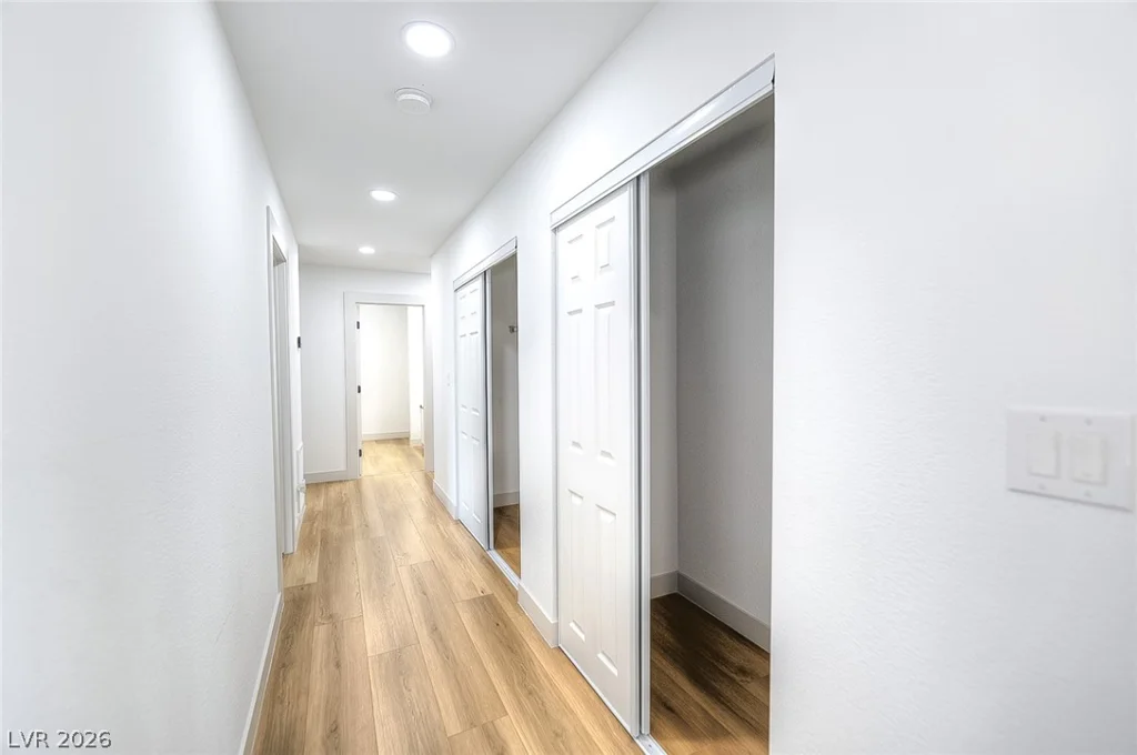 5800 Cory, Las Vegas, NV 89107