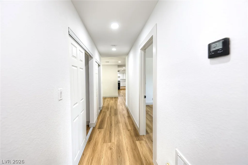5800 Cory, Las Vegas, NV 89107