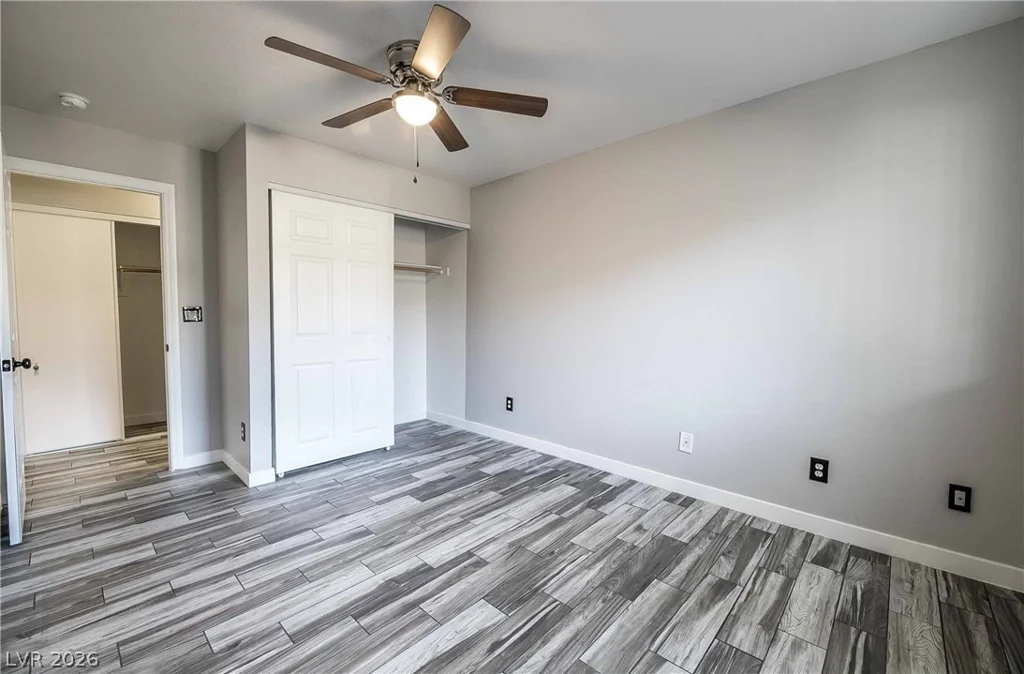 5326 Swenson, Las Vegas, NV 89119