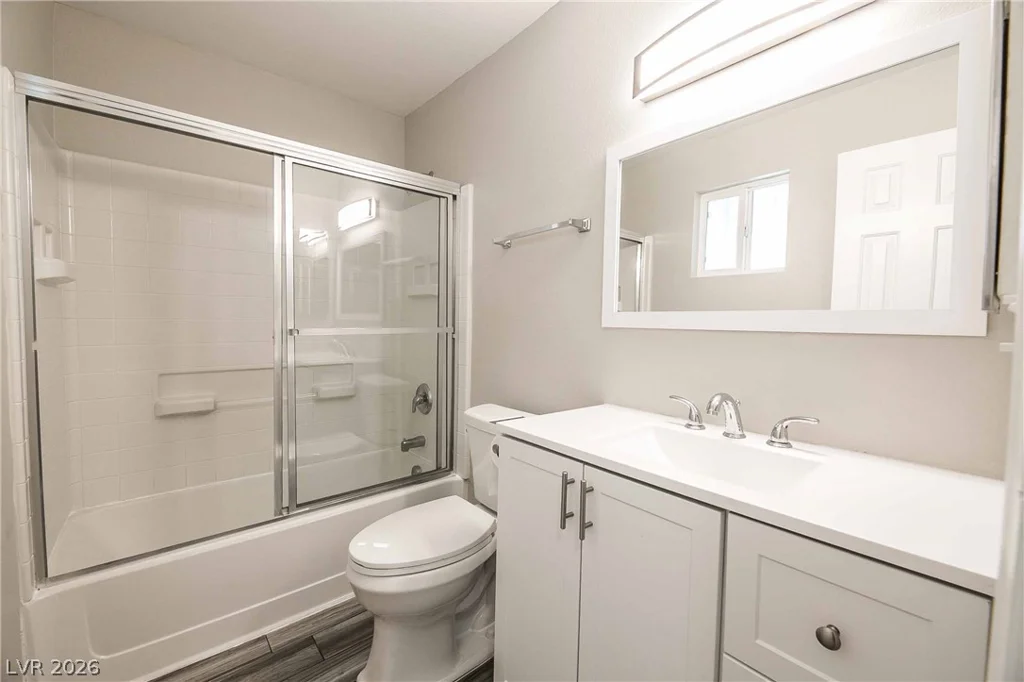 5326 Swenson, Las Vegas, NV 89119