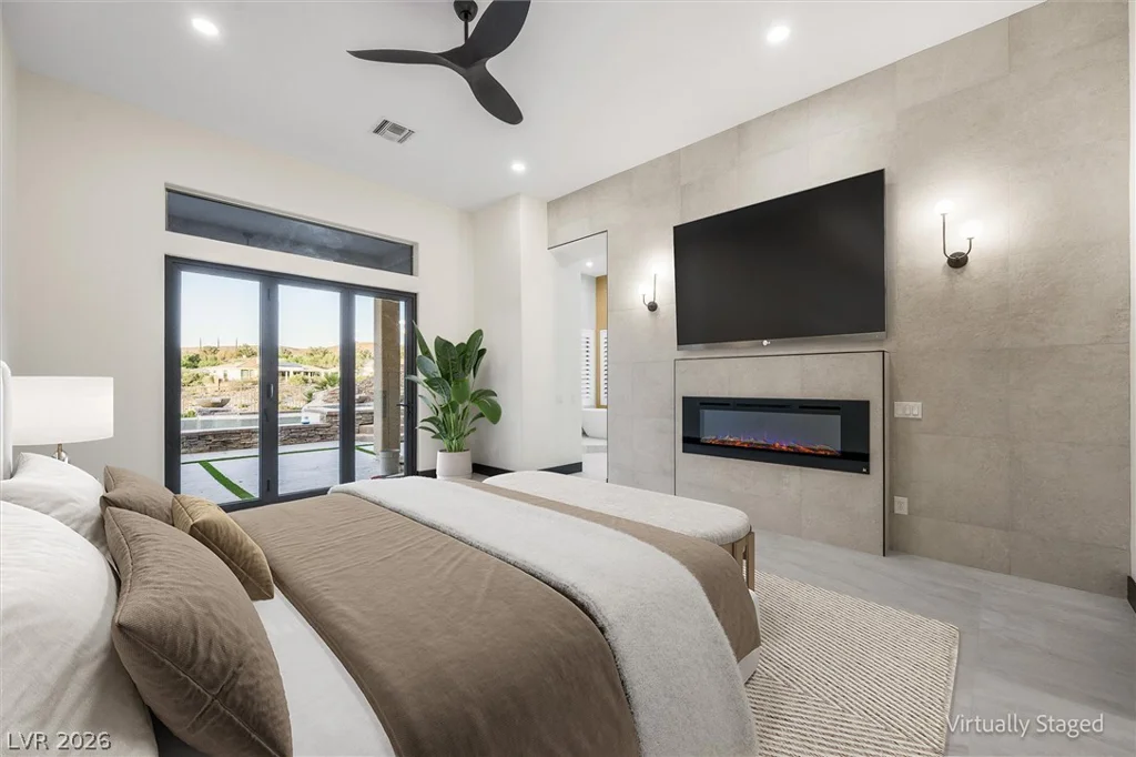 18 Wade Hampton, Henderson, NV 89052