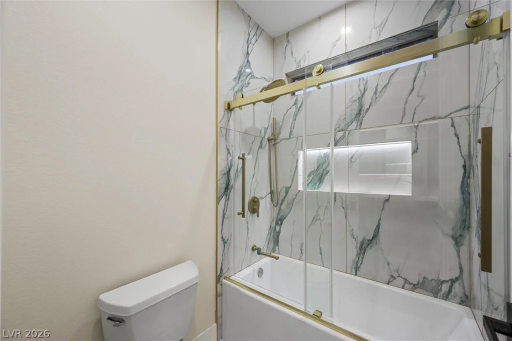18 Wade Hampton, Henderson, NV 89052
