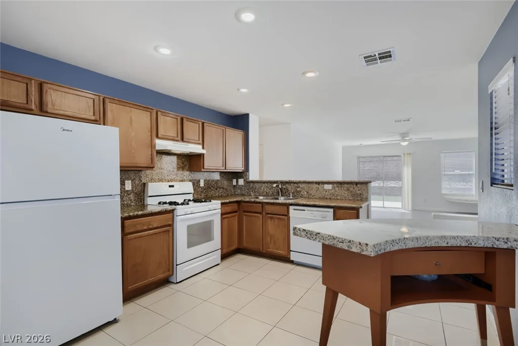 3261 River Glorious, Las Vegas, NV 89135