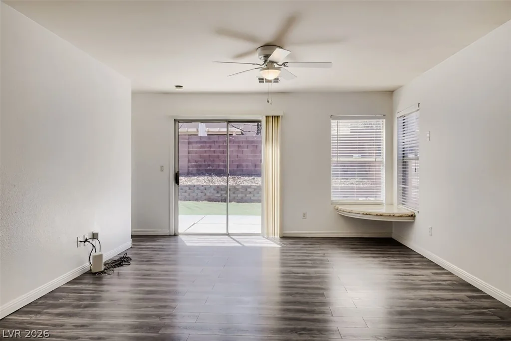 3261 River Glorious, Las Vegas, NV 89135