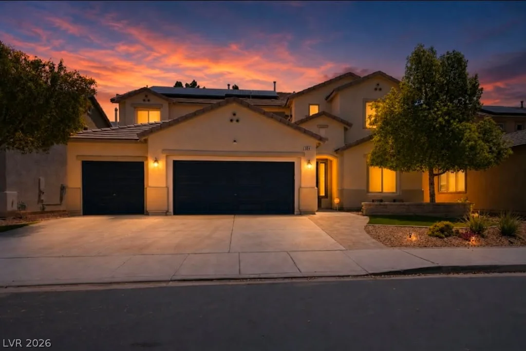 354 Shimmering Moon, Henderson, NV 89015