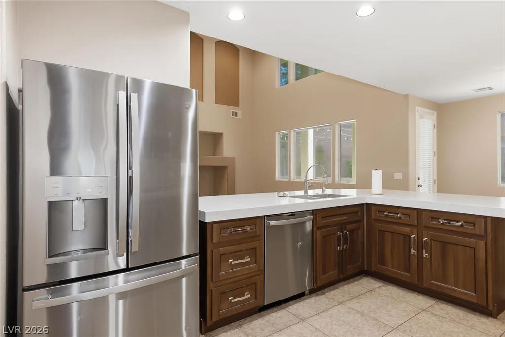 354 Shimmering Moon, Henderson, NV 89015