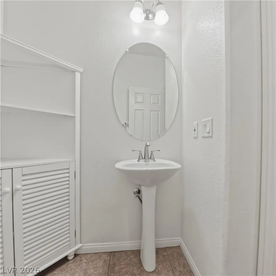 354 Shimmering Moon, Henderson, NV 89015