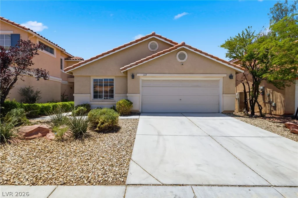 663 Roddenberry, Las Vegas, NV 89123