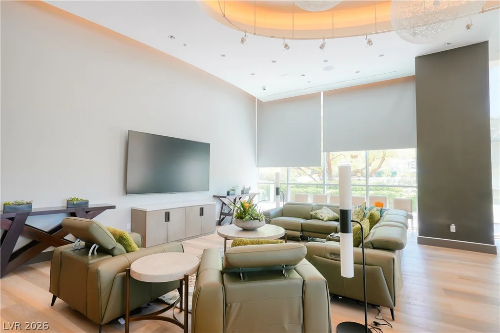 222 Karen, Las Vegas, NV 89109