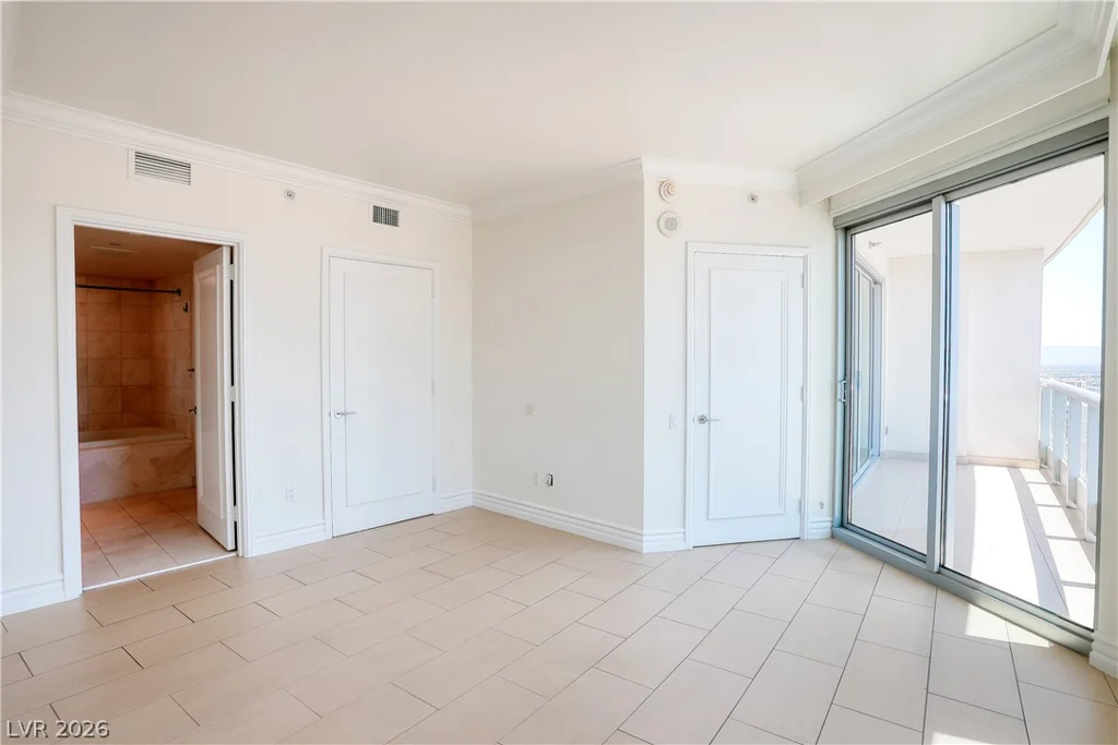 222 Karen, Las Vegas, NV 89109
