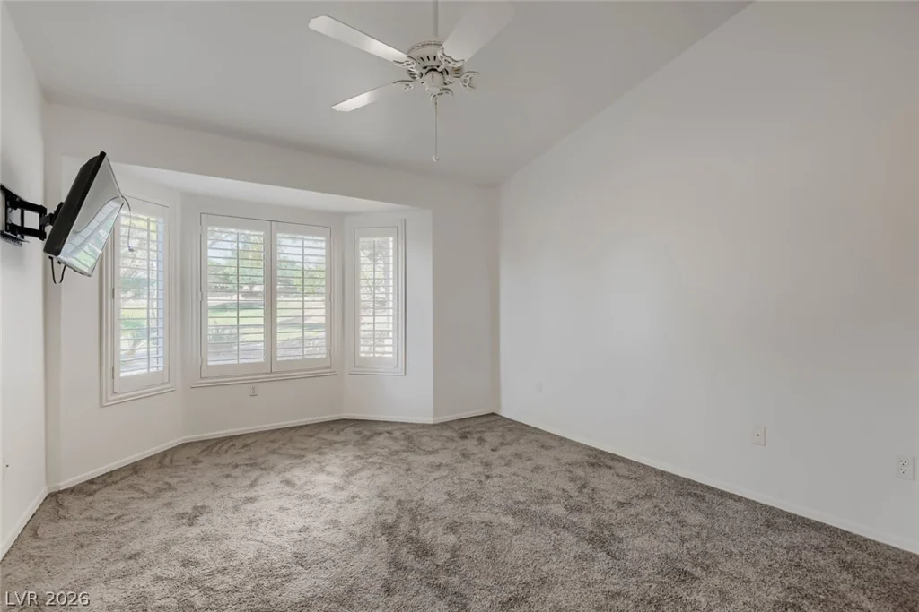 10017 Hunter Springs, Las Vegas, NV 89134