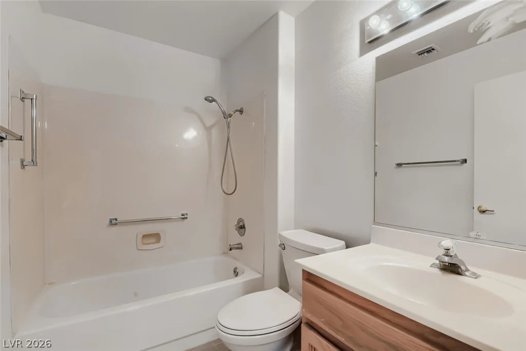 10017 Hunter Springs, Las Vegas, NV 89134