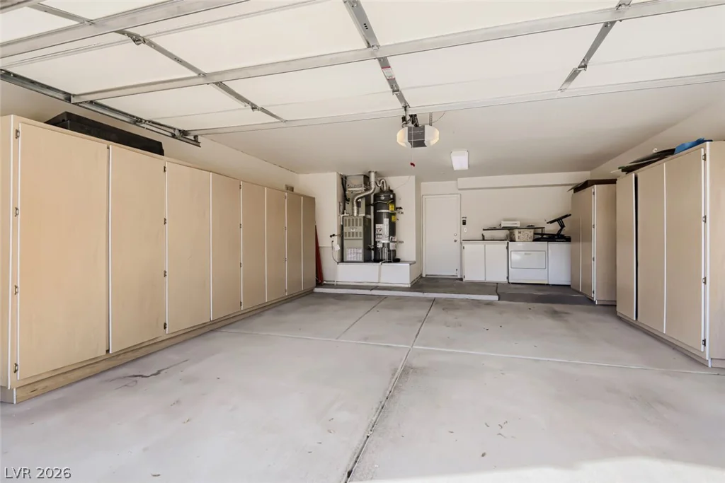 10017 Hunter Springs, Las Vegas, NV 89134