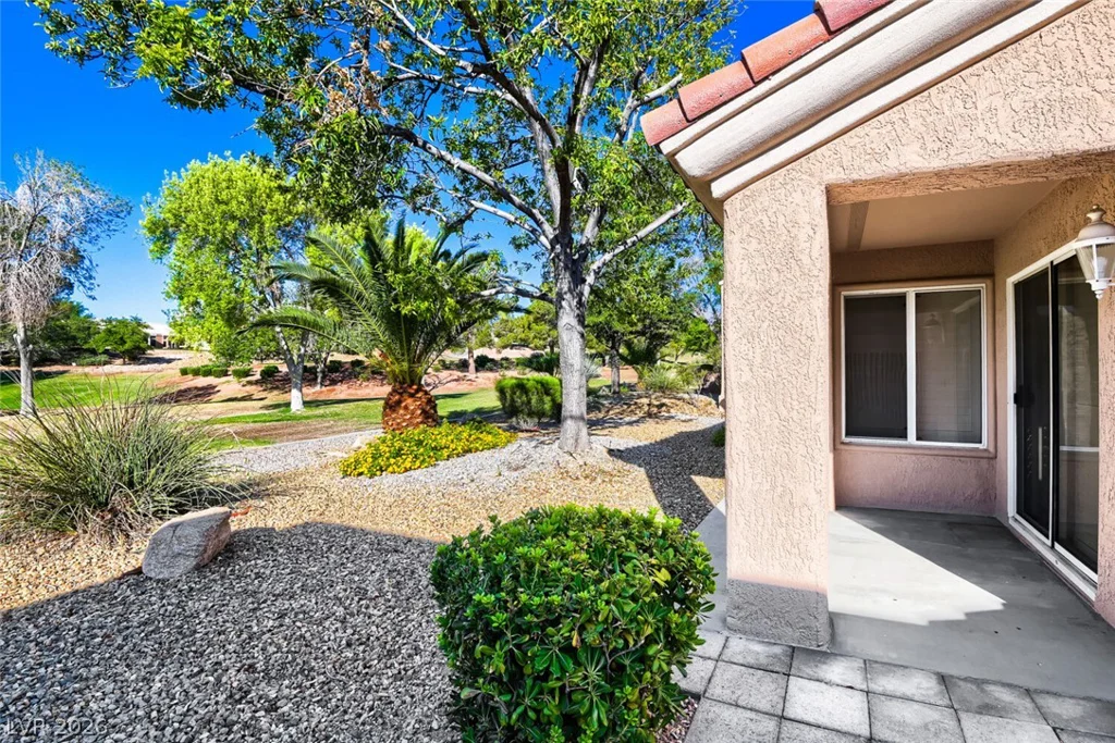 10017 Hunter Springs, Las Vegas, NV 89134