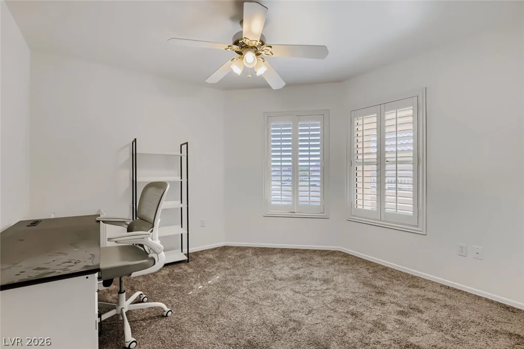 10017 Hunter Springs, Las Vegas, NV 89134