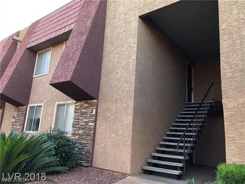 5404 River Glen, Las Vegas, NV 89103