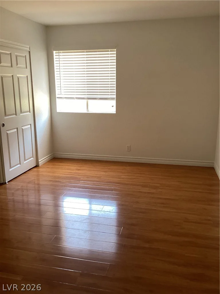 5404 River Glen, Las Vegas, NV 89103