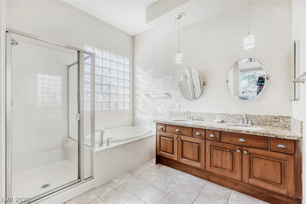 111 Ocean Harbour, Las Vegas, NV 89148