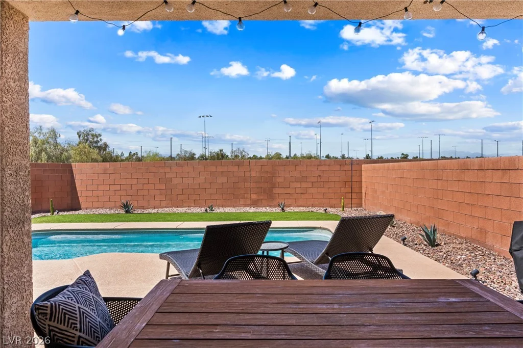 225 Moonshot, Henderson, NV 89074