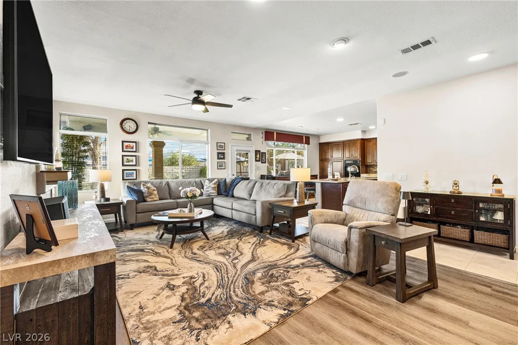 1139 Crescent Moon, North Las Vegas, NV 89031