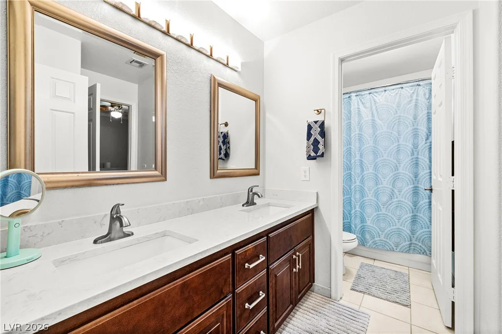 1139 Crescent Moon, North Las Vegas, NV 89031