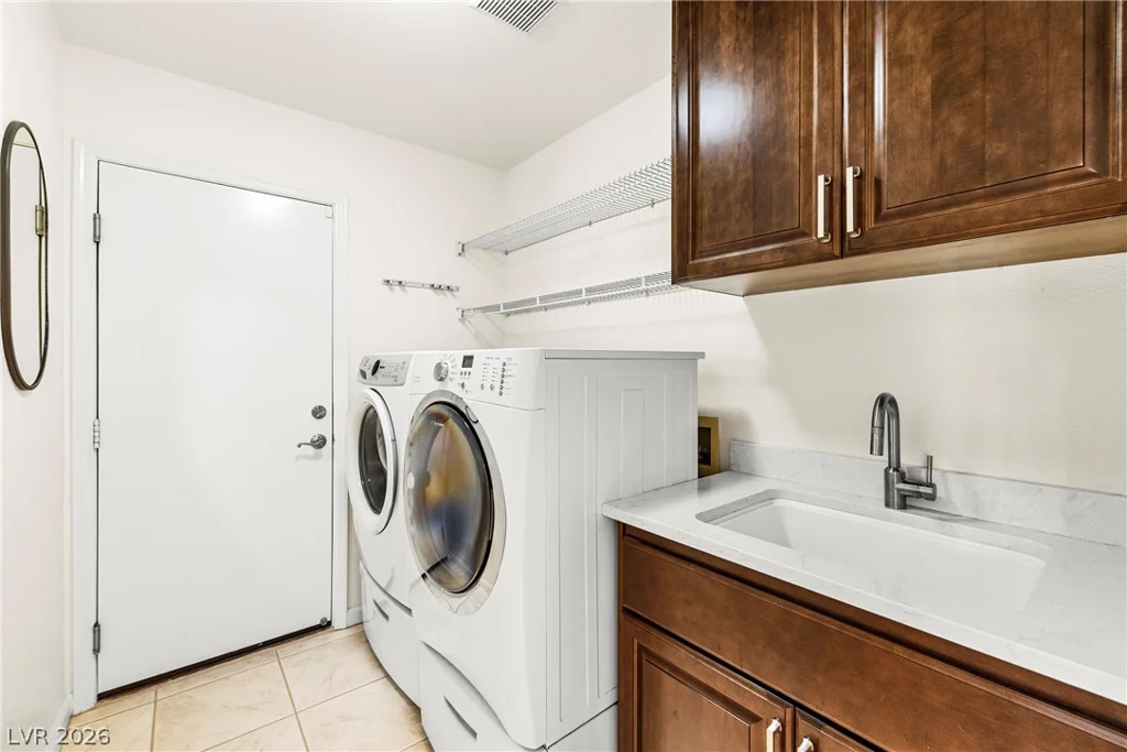 1139 Crescent Moon, North Las Vegas, NV 89031