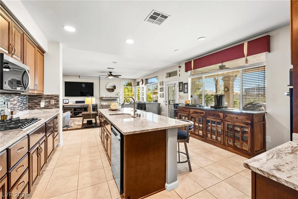 1139 Crescent Moon, North Las Vegas, NV 89031