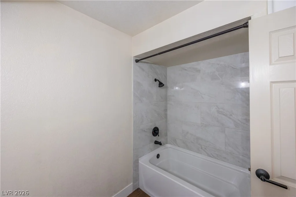4571 Cleveland, Las Vegas, NV 89104