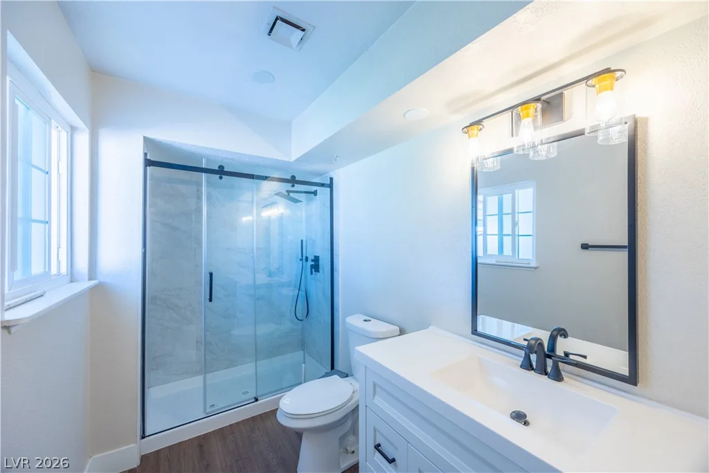 4571 Cleveland, Las Vegas, NV 89104