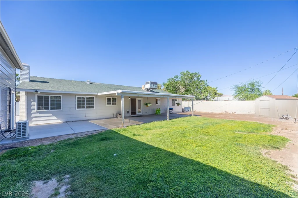 4571 Cleveland, Las Vegas, NV 89104